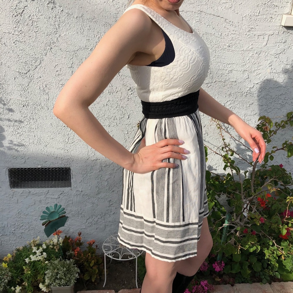 Casual black and white dress